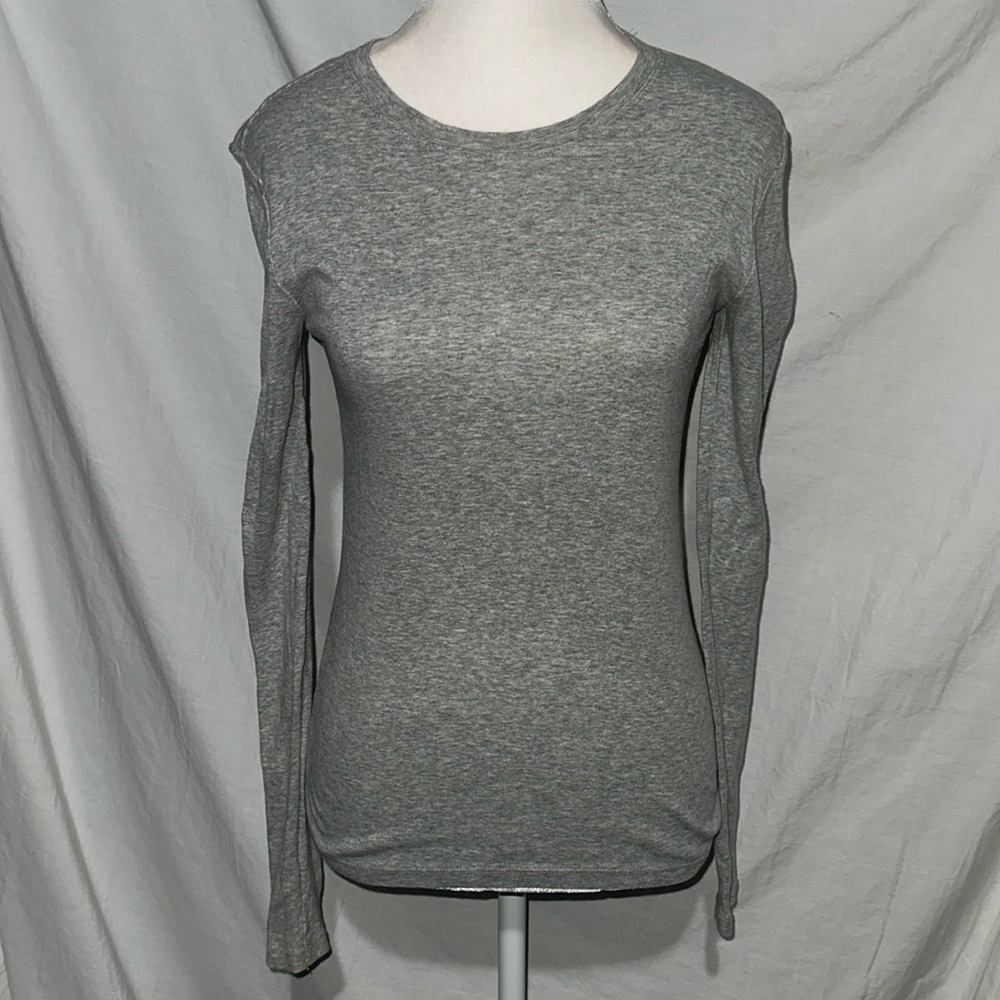 Gray 100% cotton Gap long sleeve shirt size medium